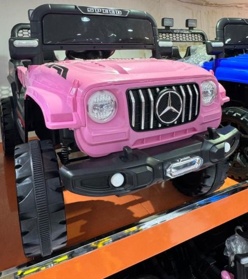 صورة سيارة Mercedes للأطفال